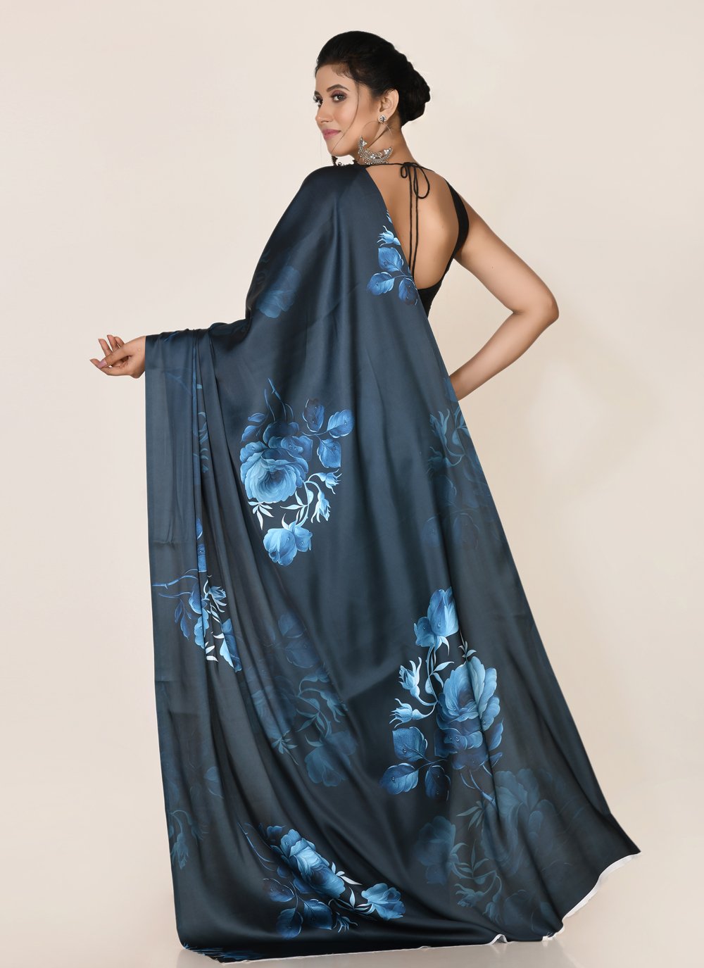 Shaded Saree Satin Black Grey Digital Print Saree