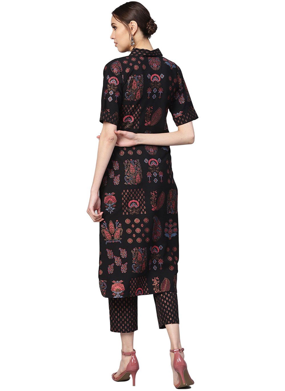 Designer Kurti Crepe Silk Black Aari Work Kurtis