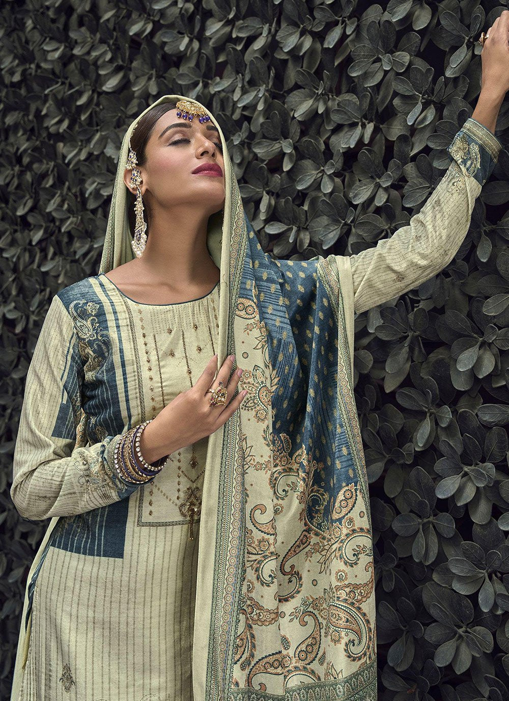 Straight Salwar Suit Velvet Blue Digital Print Salwar Kameez