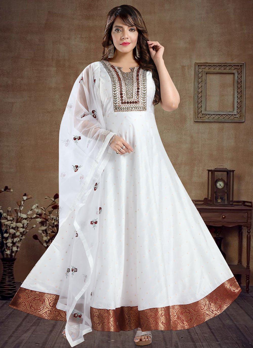 Salwar Suit Chanderi White Hand Work Salwar Kameez