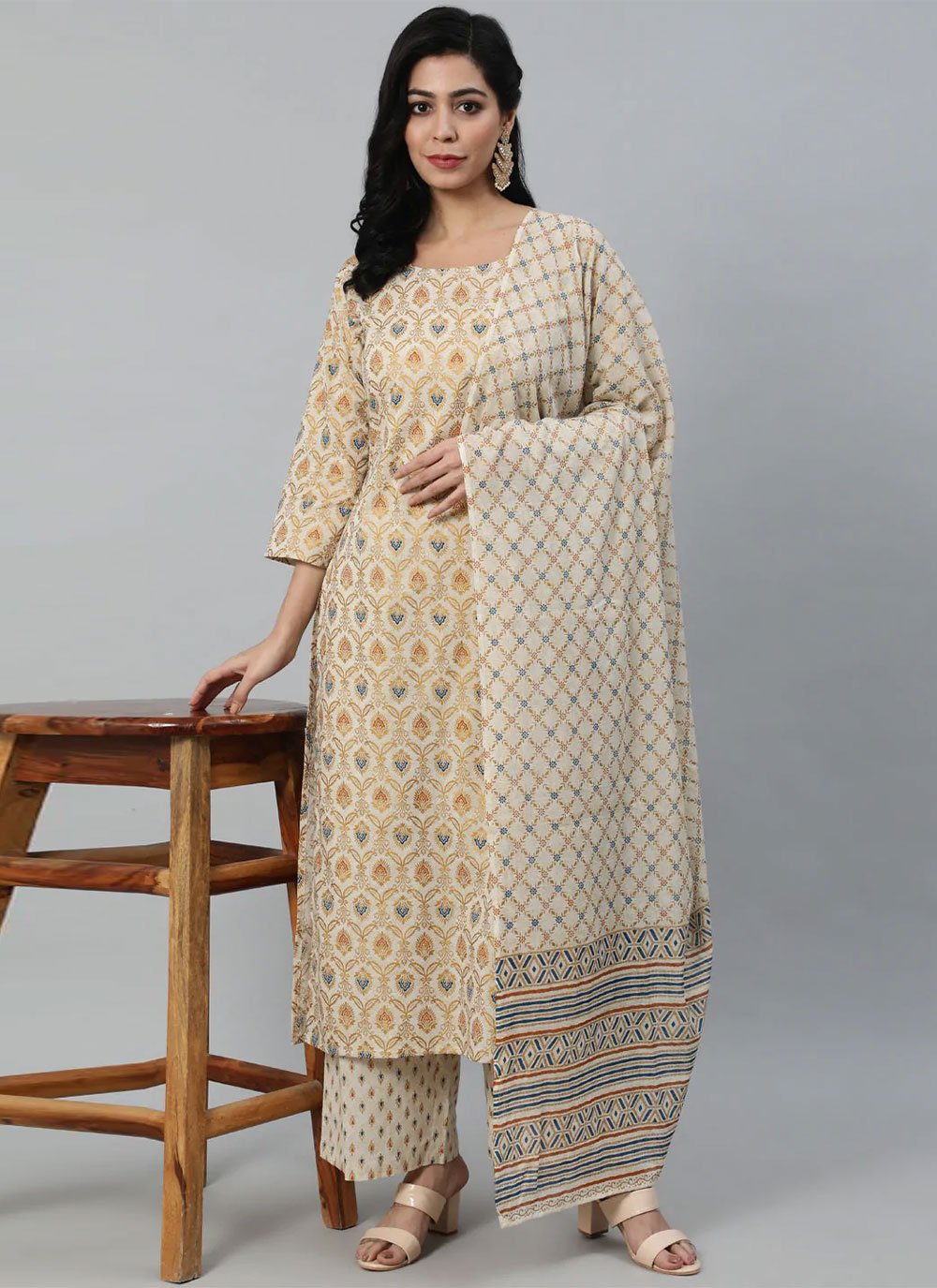 Salwar Suit Cotton Cream Print Salwar Kameez