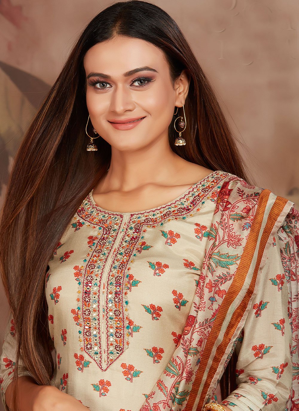 Straight Salwar Suit Muslin Cream Digital Print Salwar Kameez