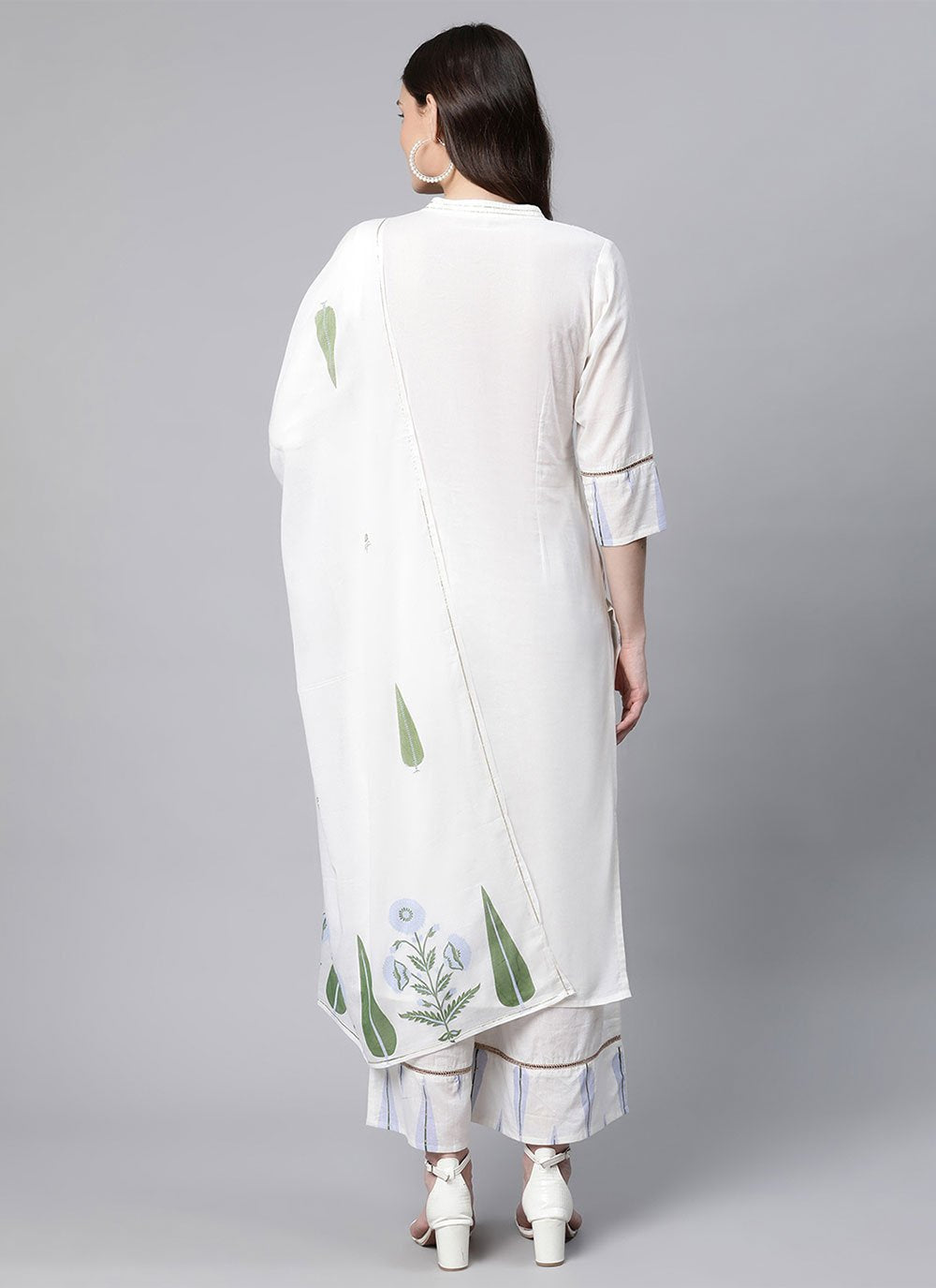Salwar Suit Crepe Silk White Digital Print Salwar Kameez