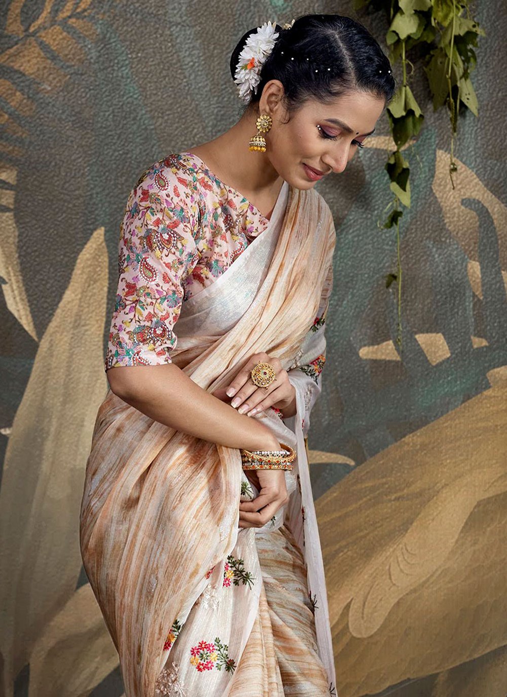 Trendy Saree Foil Off White Embroidered Saree