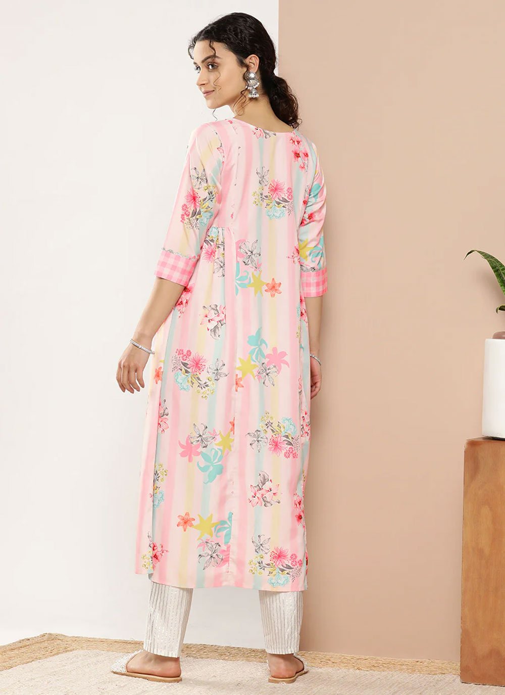 Casual Kurti Faux Crepe Pink Print Kurtis
