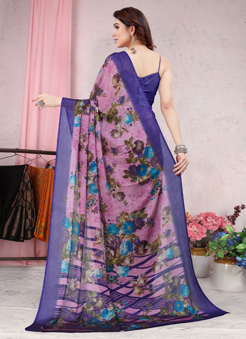 Trendy Saree Chiffon Pink Floral Patch Saree