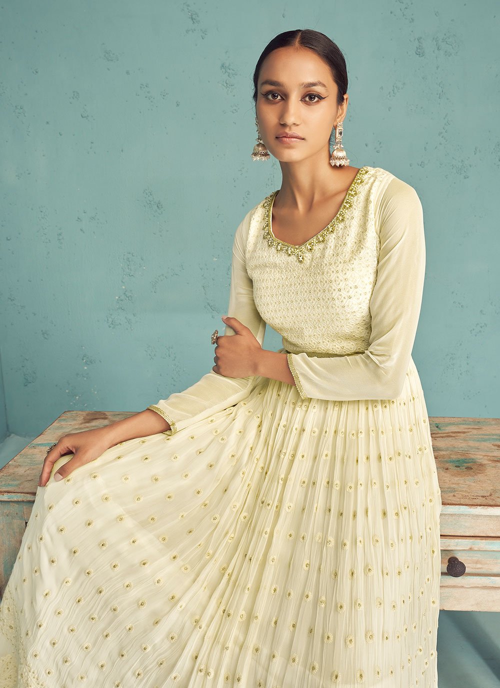 Salwar Suit Georgette Off White Embroidered Salwar Kameez