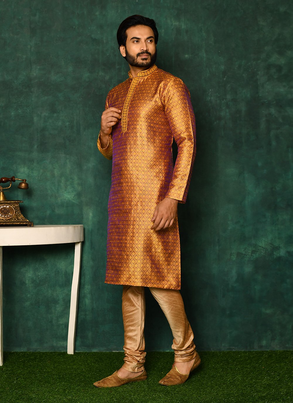 Kurta Pyjama Jacquard Gold Weaving Mens