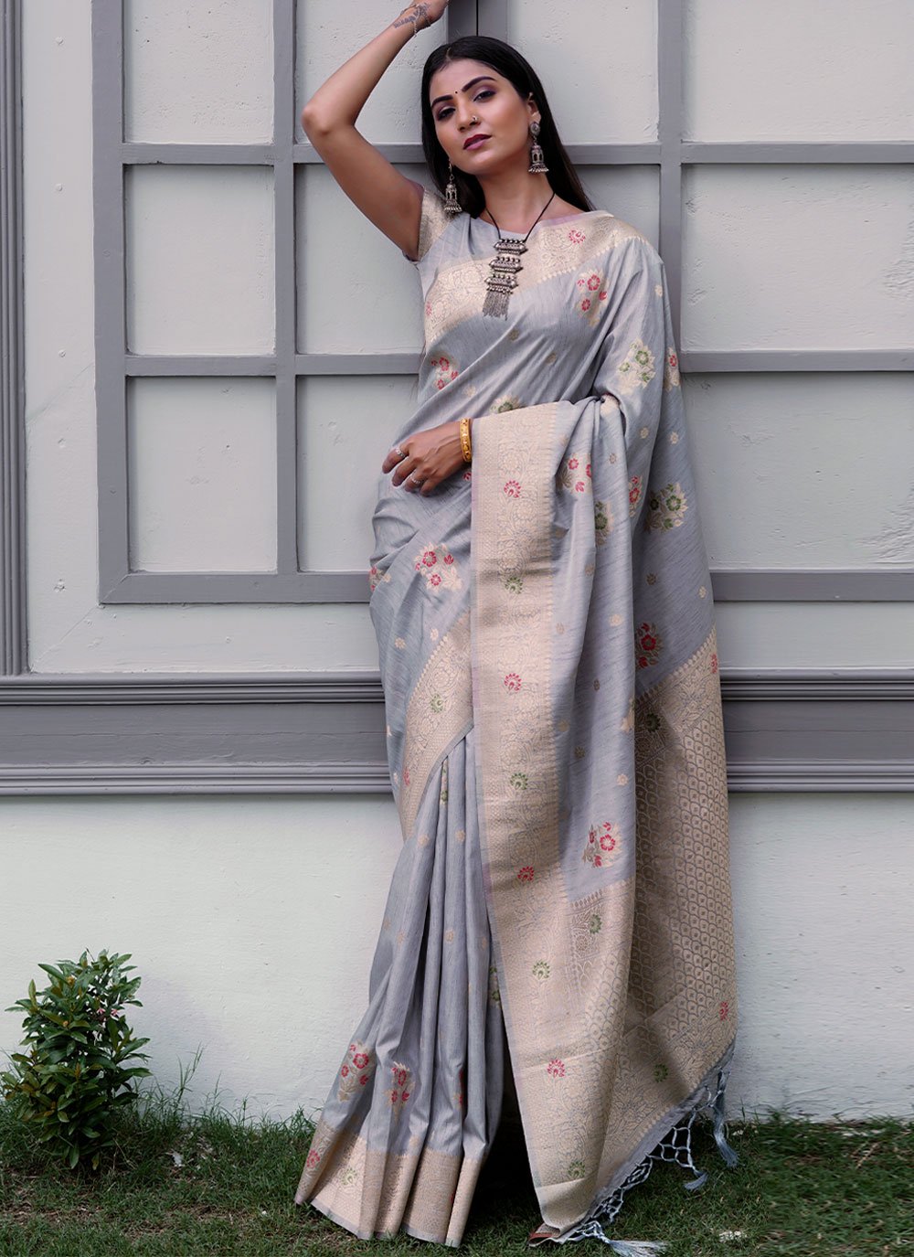 Trendy Saree Silk Grey Weaving Saree