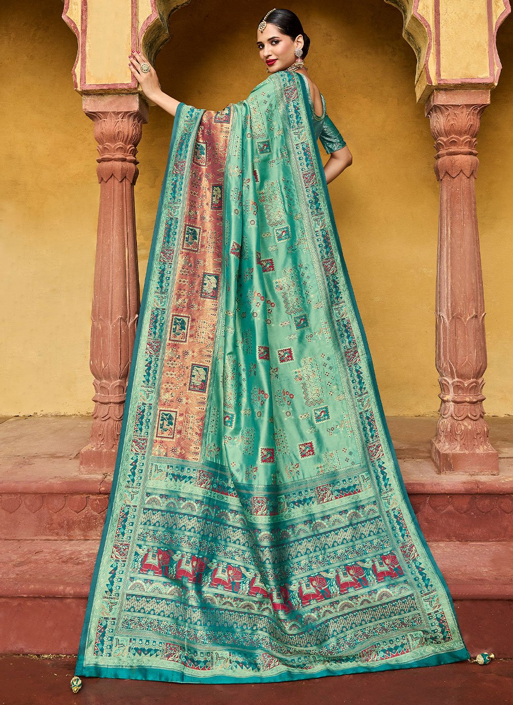 Contemporary Kanjivaram Silk Sea Green Weaving Saree