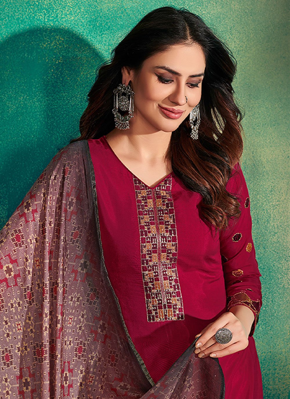 Pakistani Salwar Suit Muslin Magenta Embroidered Salwar Kameez