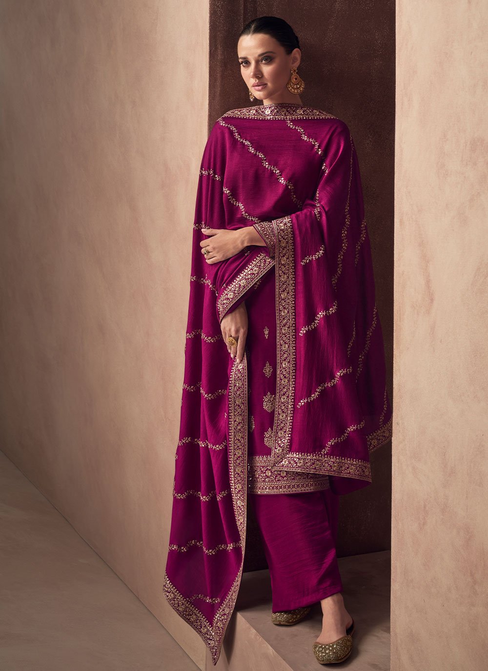 Salwar Suit Silk Magenta Embroidered Salwar Kameez
