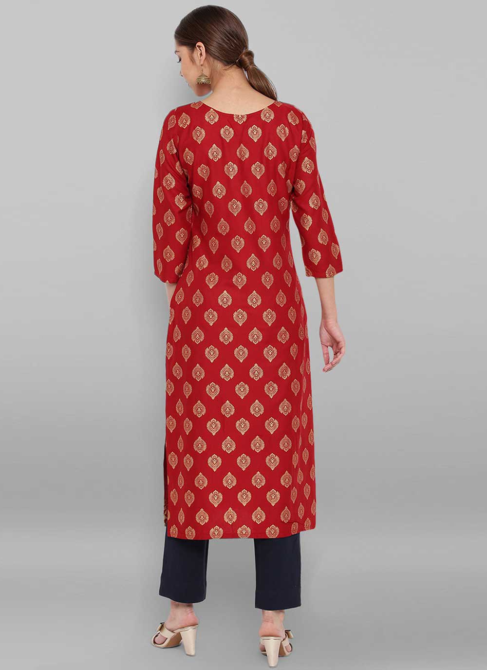 Casual Kurti Rayon Maroon Foliage Print Kurtis