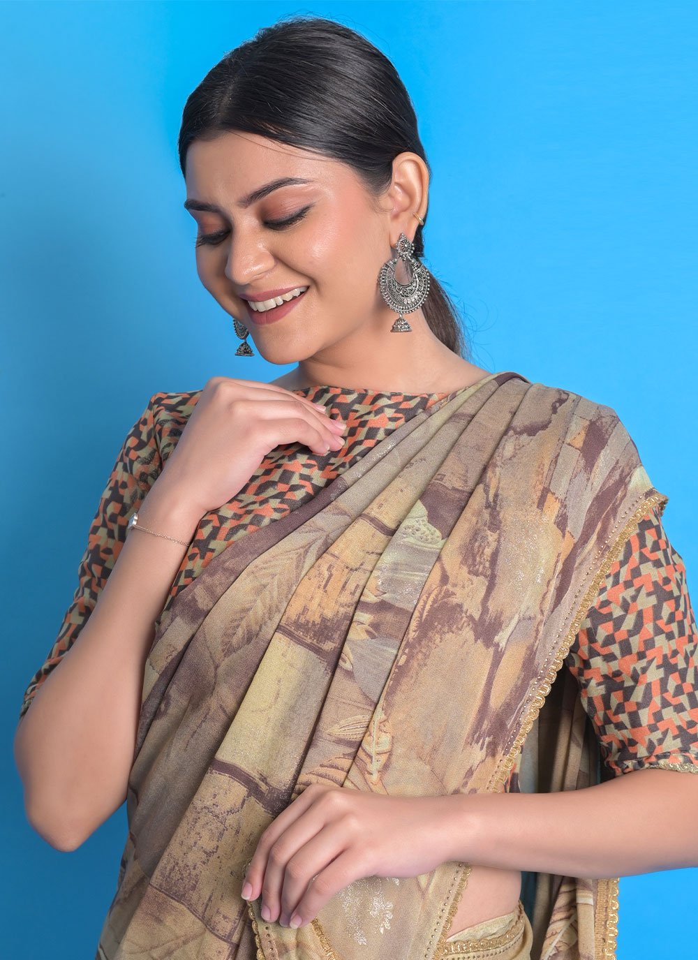 Trendy Saree Chiffon Multi Colour Print Saree