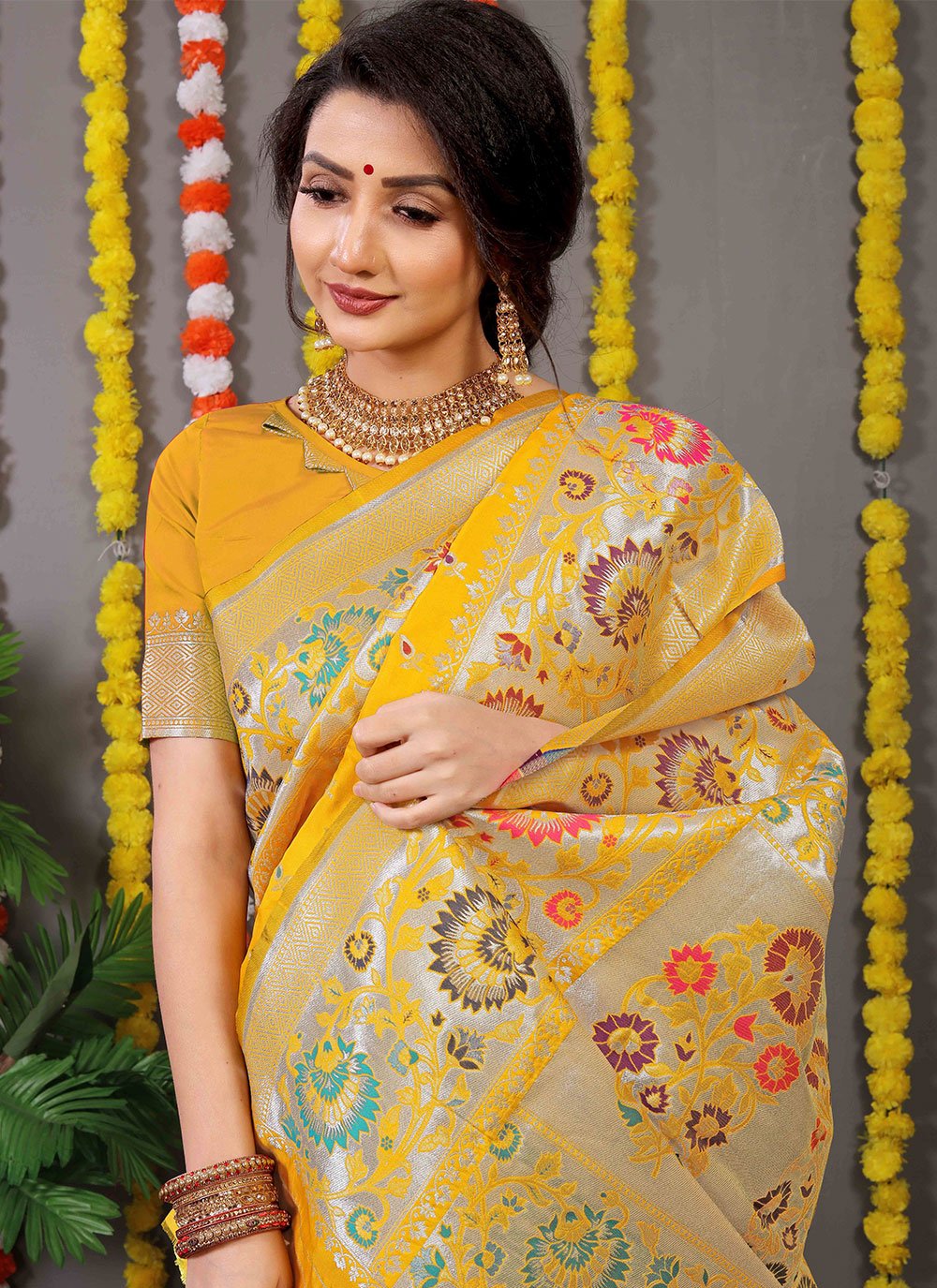Trendy Saree Banarasi Silk Mustard Jacquard Work Saree