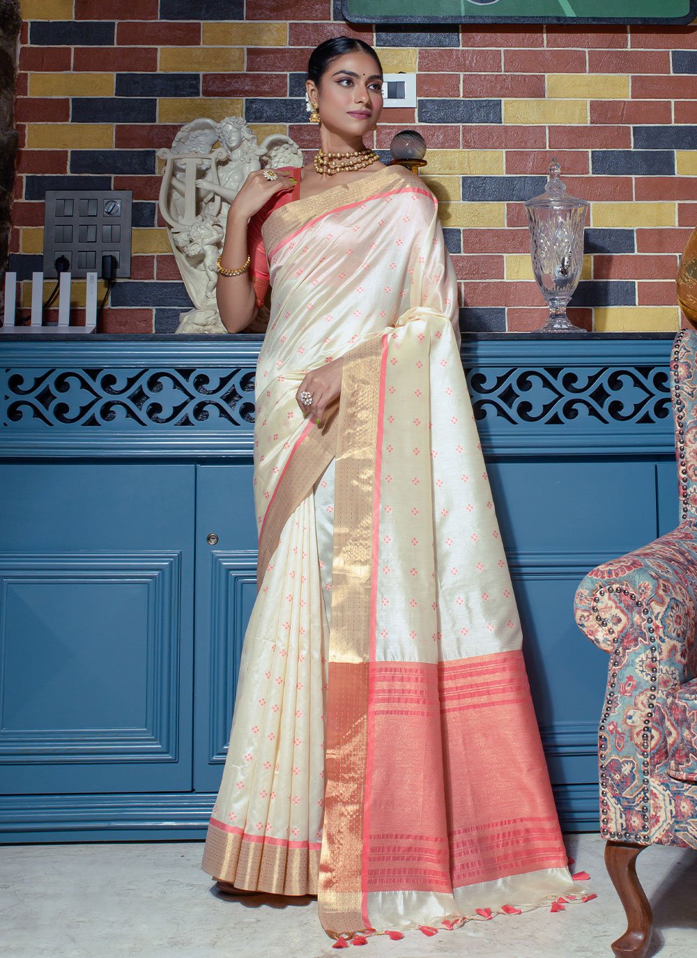 Trendy Saree Silk Off White Woven Saree