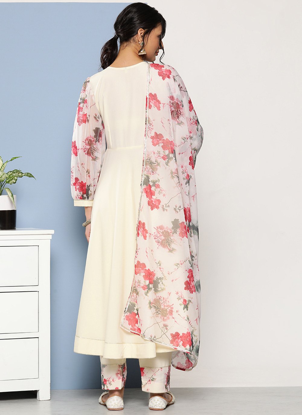 Party Wear Kurti Crepe Silk Off White Plain Kurtis