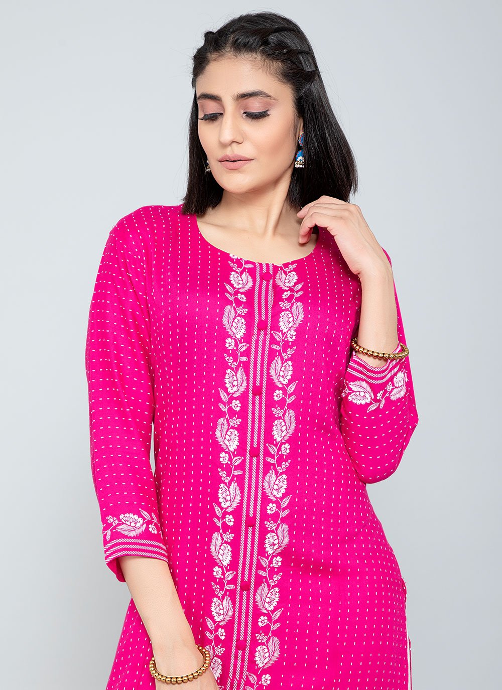 Casual Kurti Cotton Pink Foil Print Kurtis
