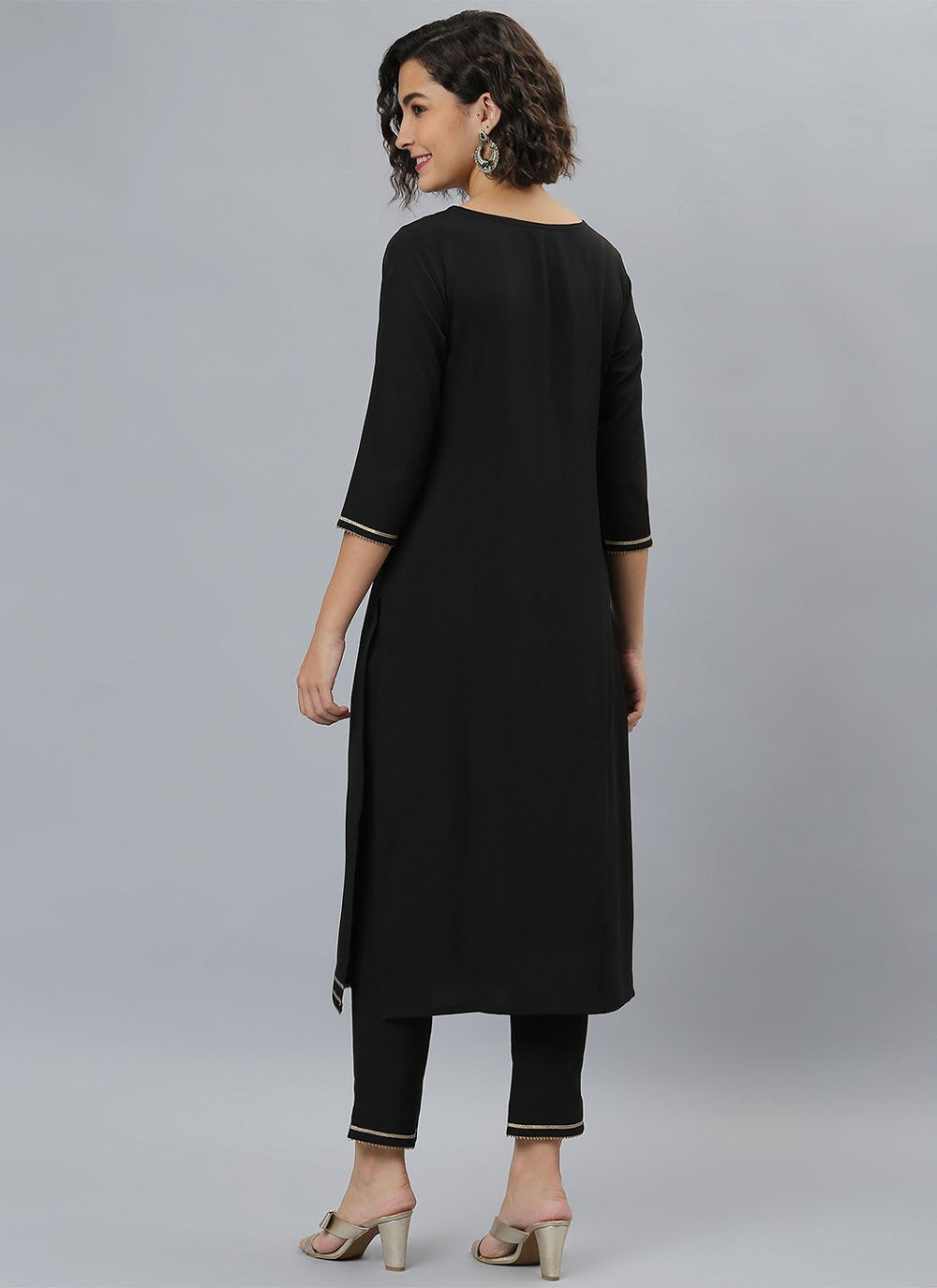 Salwar Suit Crepe Silk Black Plain Salwar Kameez