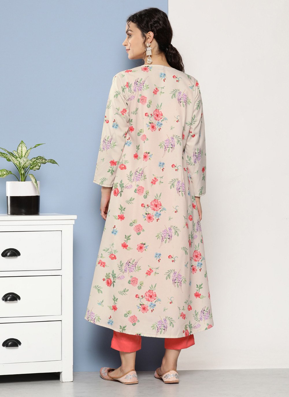 Party Wear Kurti Crepe Silk Fuchsia Plain Kurtis