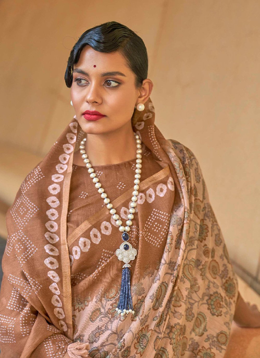 Classic Cotton Beige Print Saree
