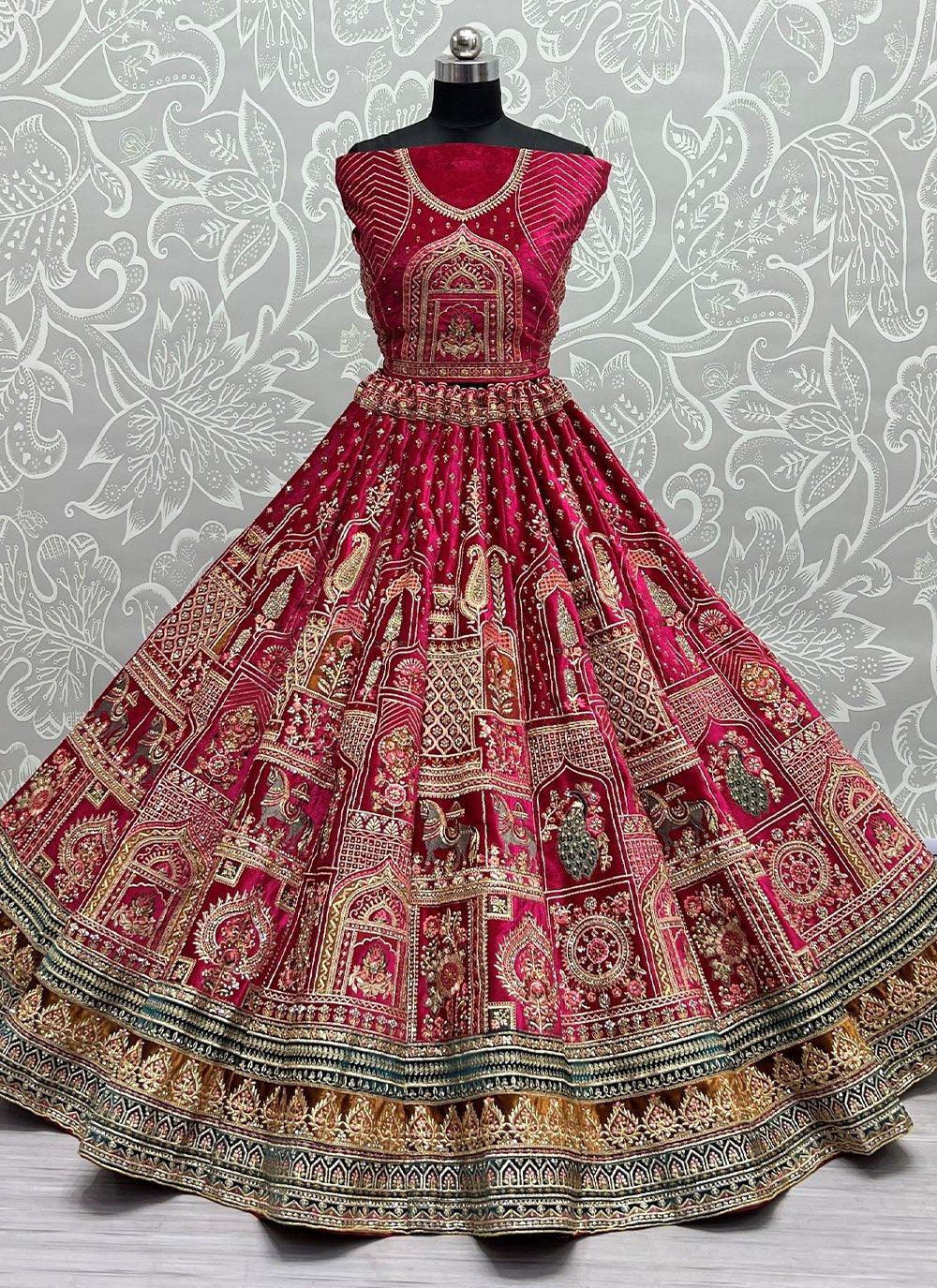 Lehenga Choli Velvet Rani Diamond Lehenga Choli