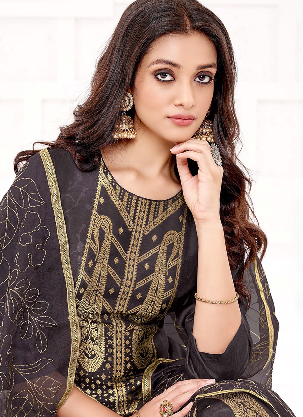 Salwar Suit Viscose Grey Embroidered Salwar Kameez