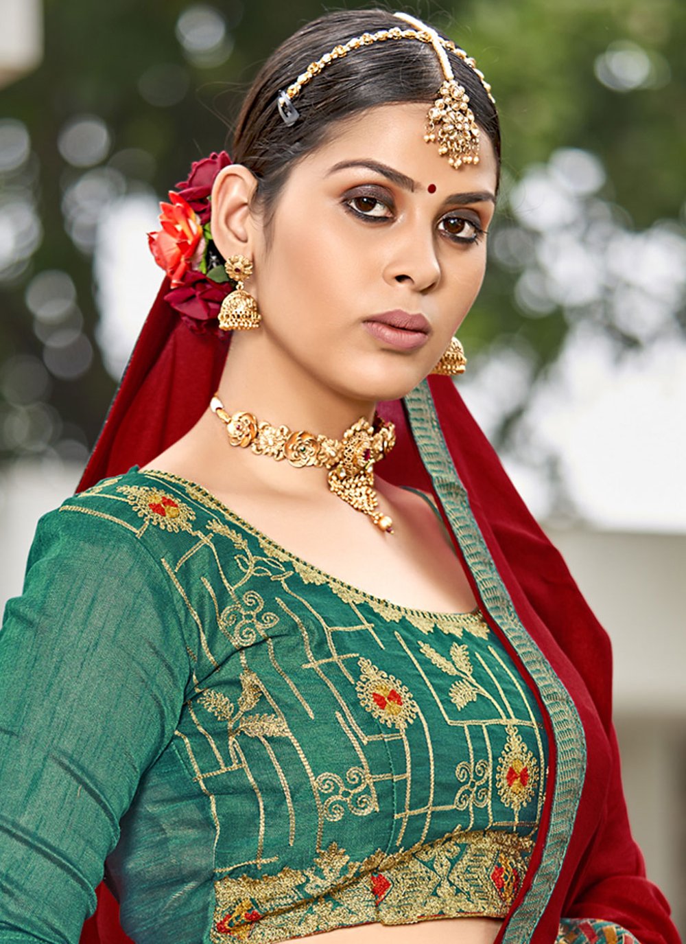 Contemporary Vichitra Silk Red Jacquard Work Saree