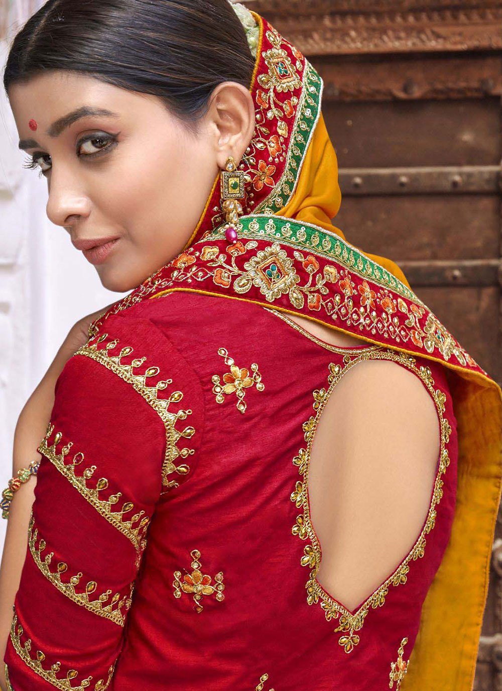 Trendy Saree Silk Viscose Mustard Diamond Saree