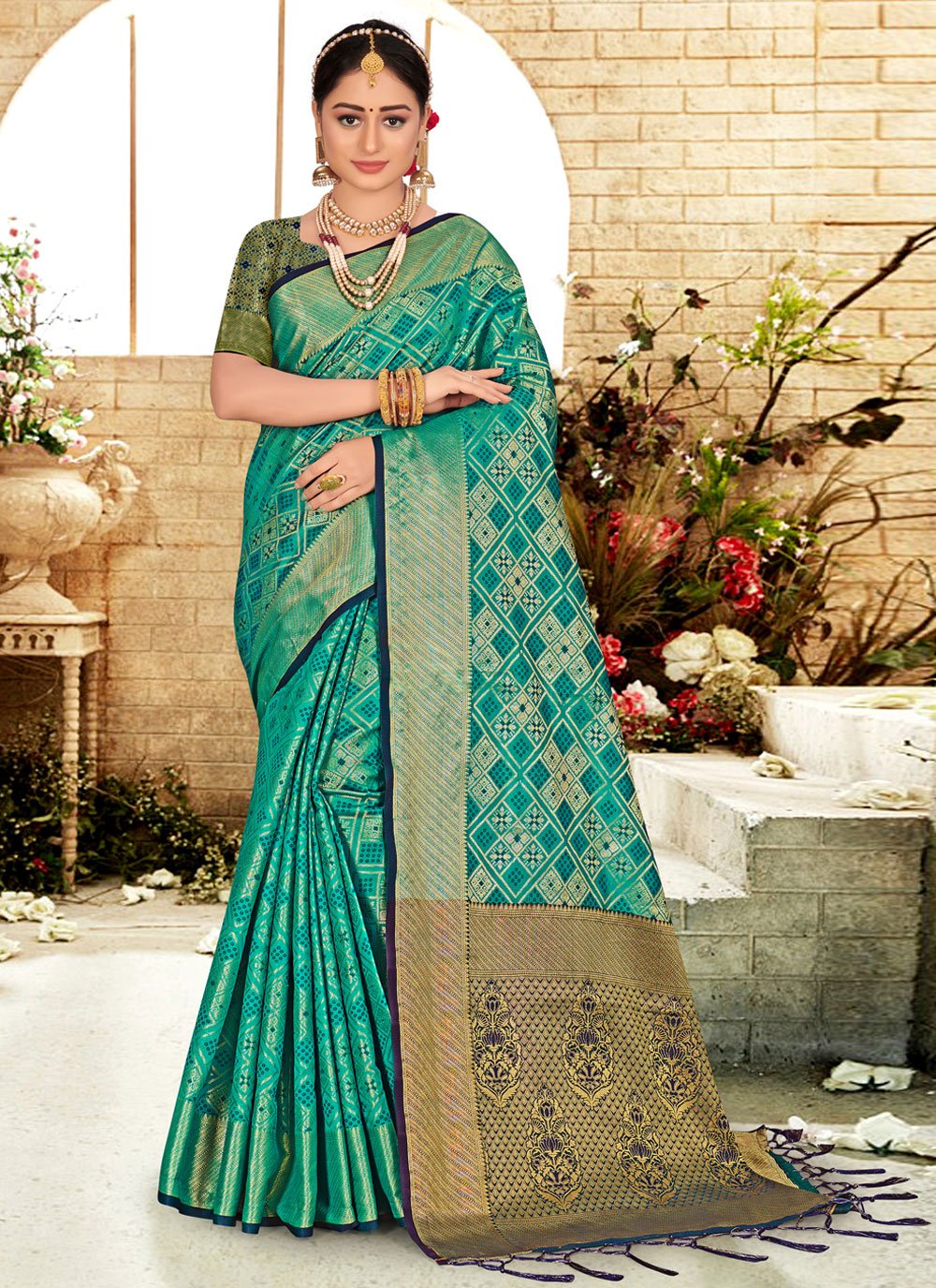 Traditional Saree Silk Firozi Weaving Saree