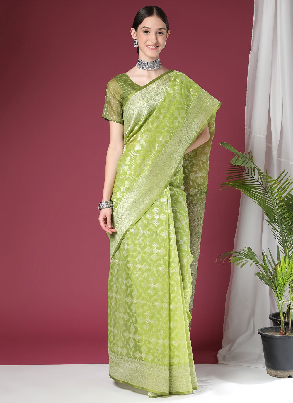 Contemporary Organza Silk Green Weaving Saree