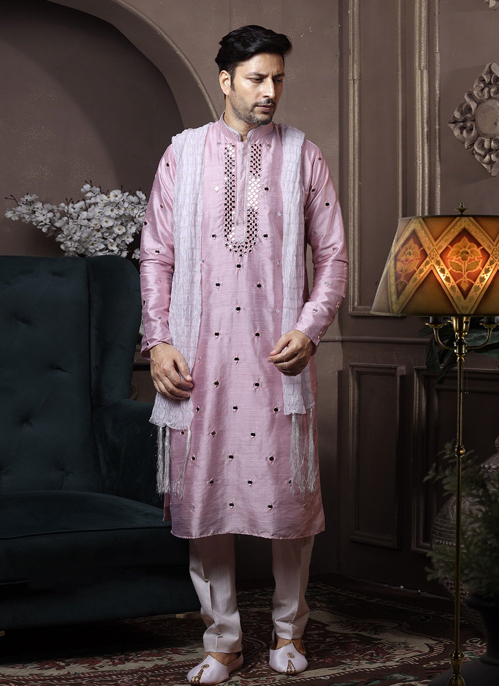 Kurta Pyjama Silk Lavender Embroidered Mens