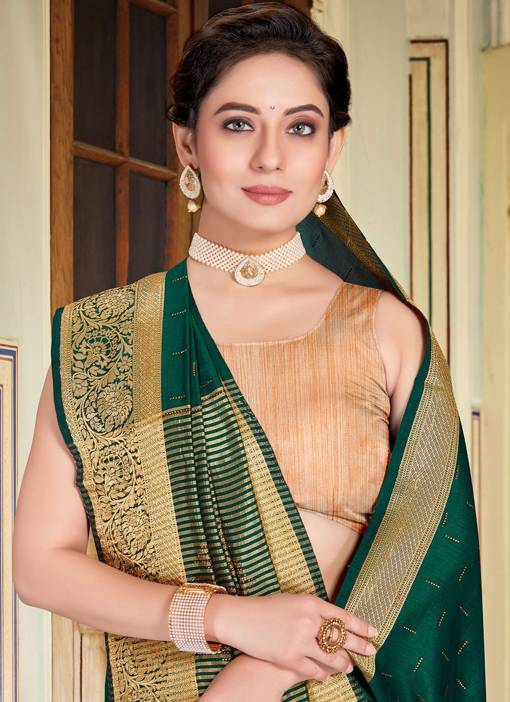 Classic Art Banarasi Silk Green Patch Border Saree