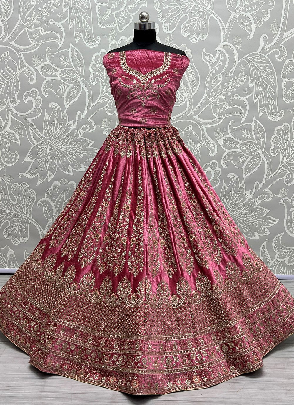 Lehenga Choli Velvet Pink Diamond Lehenga Choli