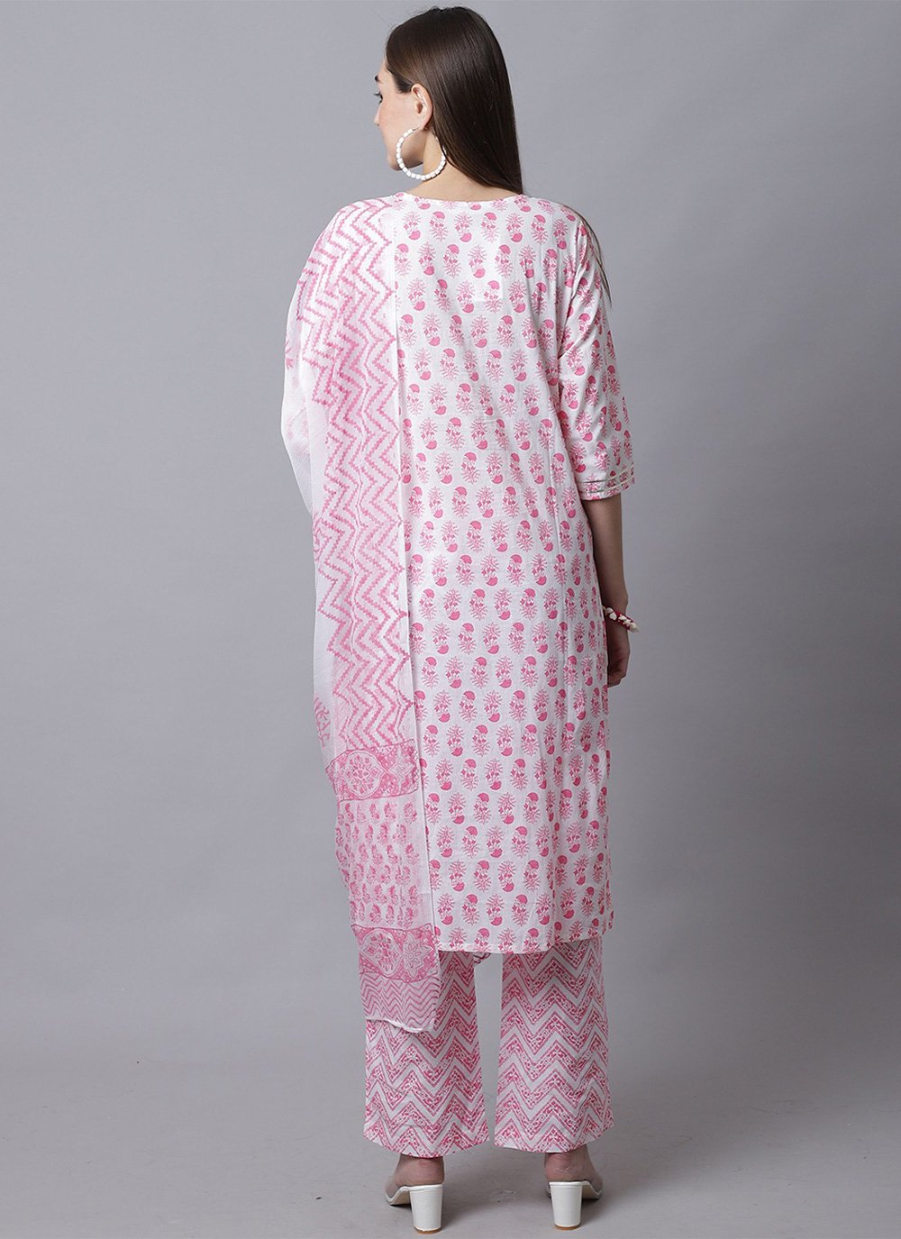 Salwar Suit Cotton White Embroidered Salwar Kameez