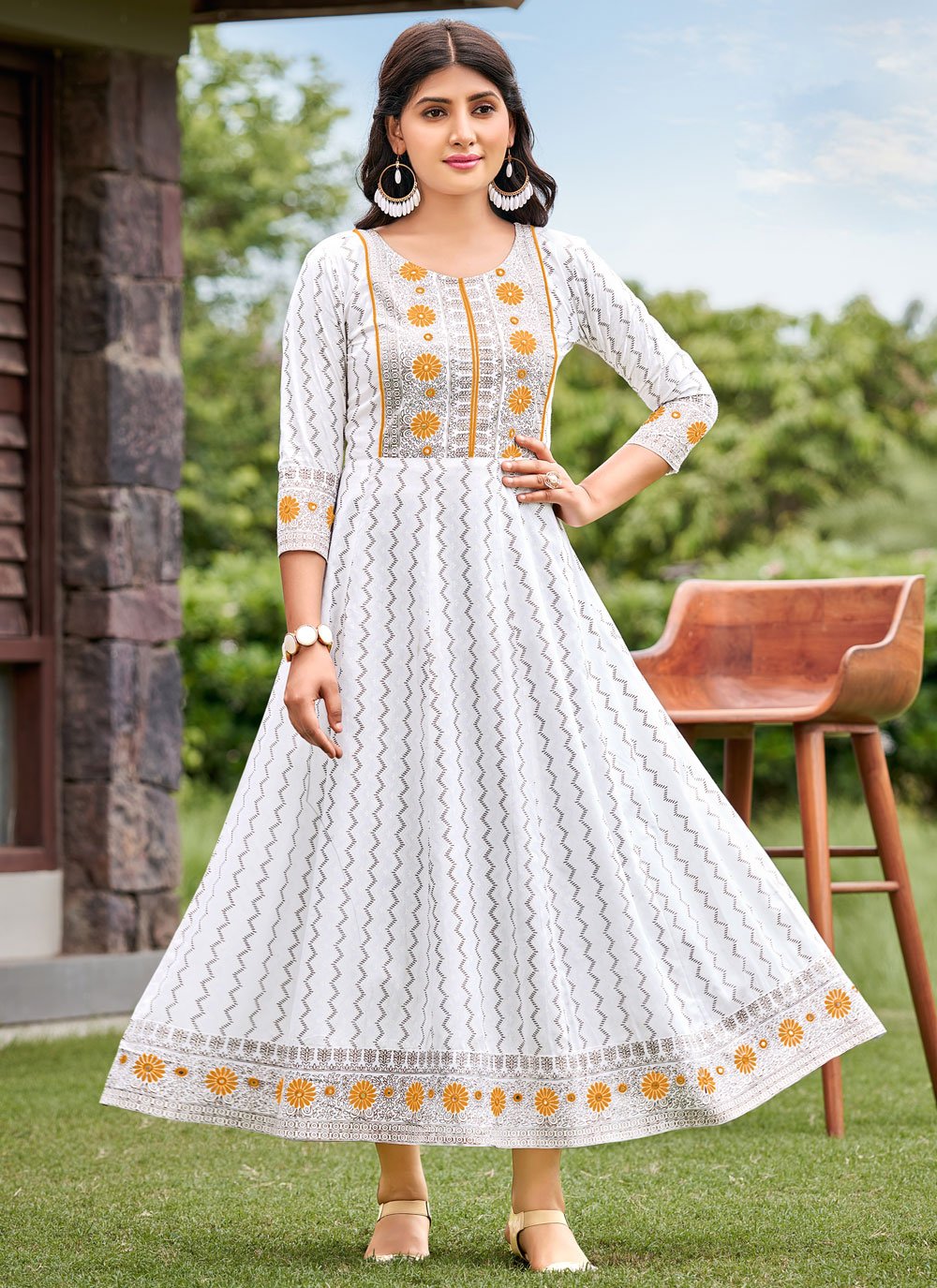 Gown Rayon White Print Gown