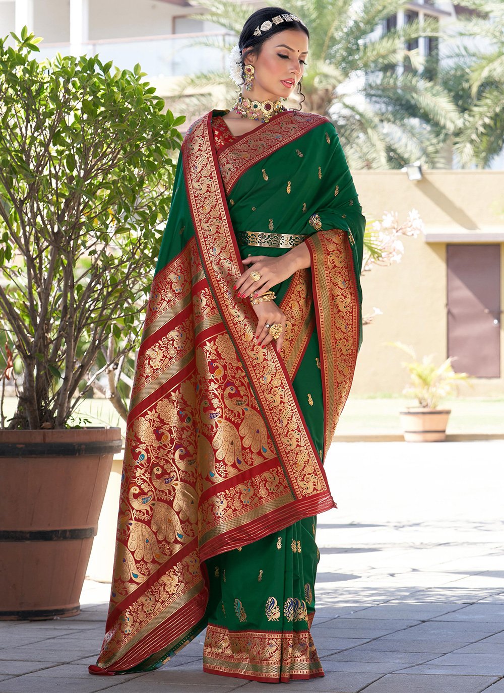 Contemporary Silk Green Woven Saree