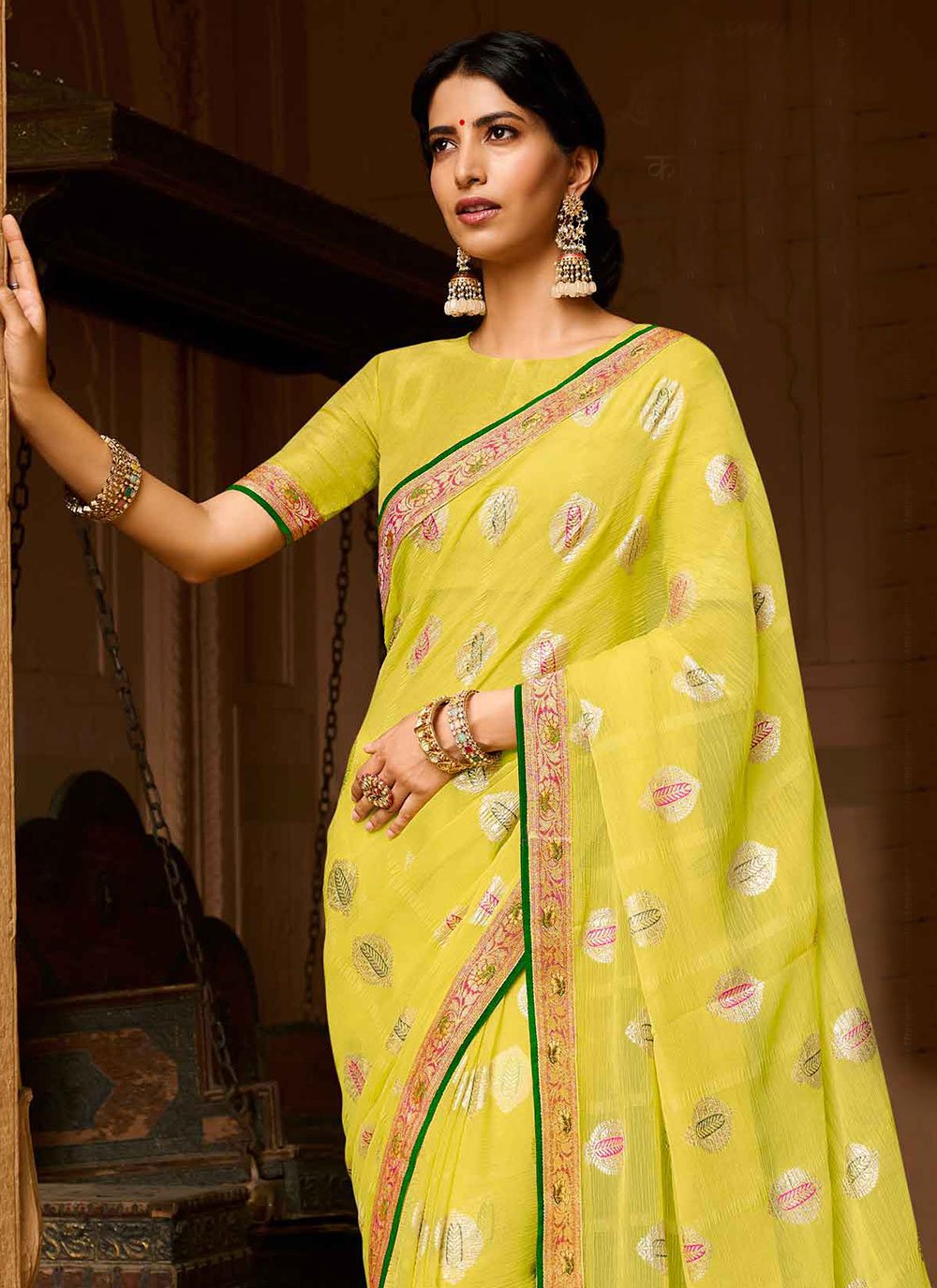 Trendy Saree Chiffon Yellow Foil Print Saree