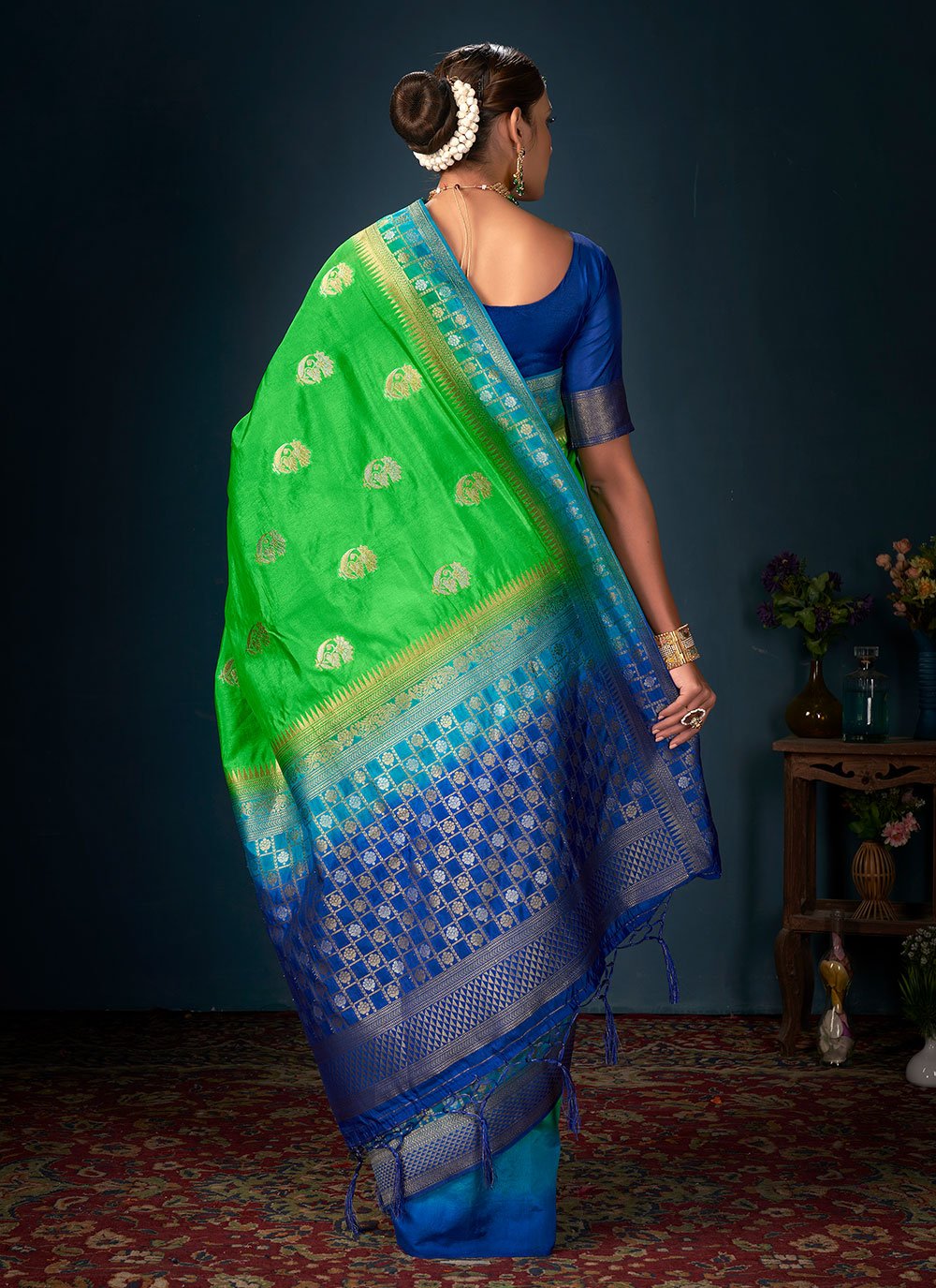 Classic Art Banarasi Silk Green Woven Saree