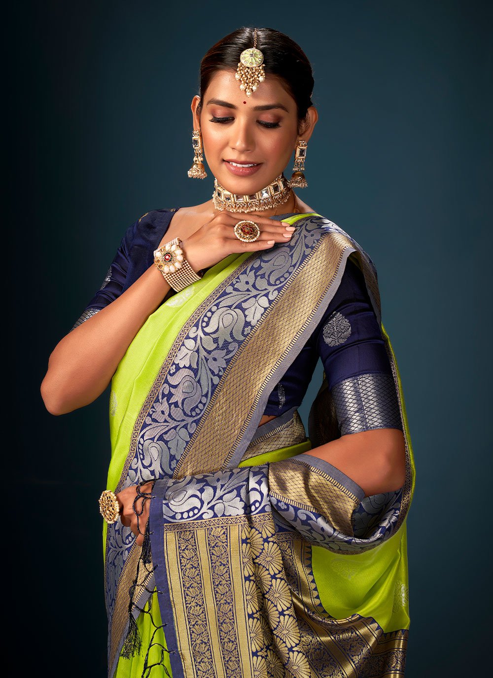 Classic Art Banarasi Silk Green Woven Saree