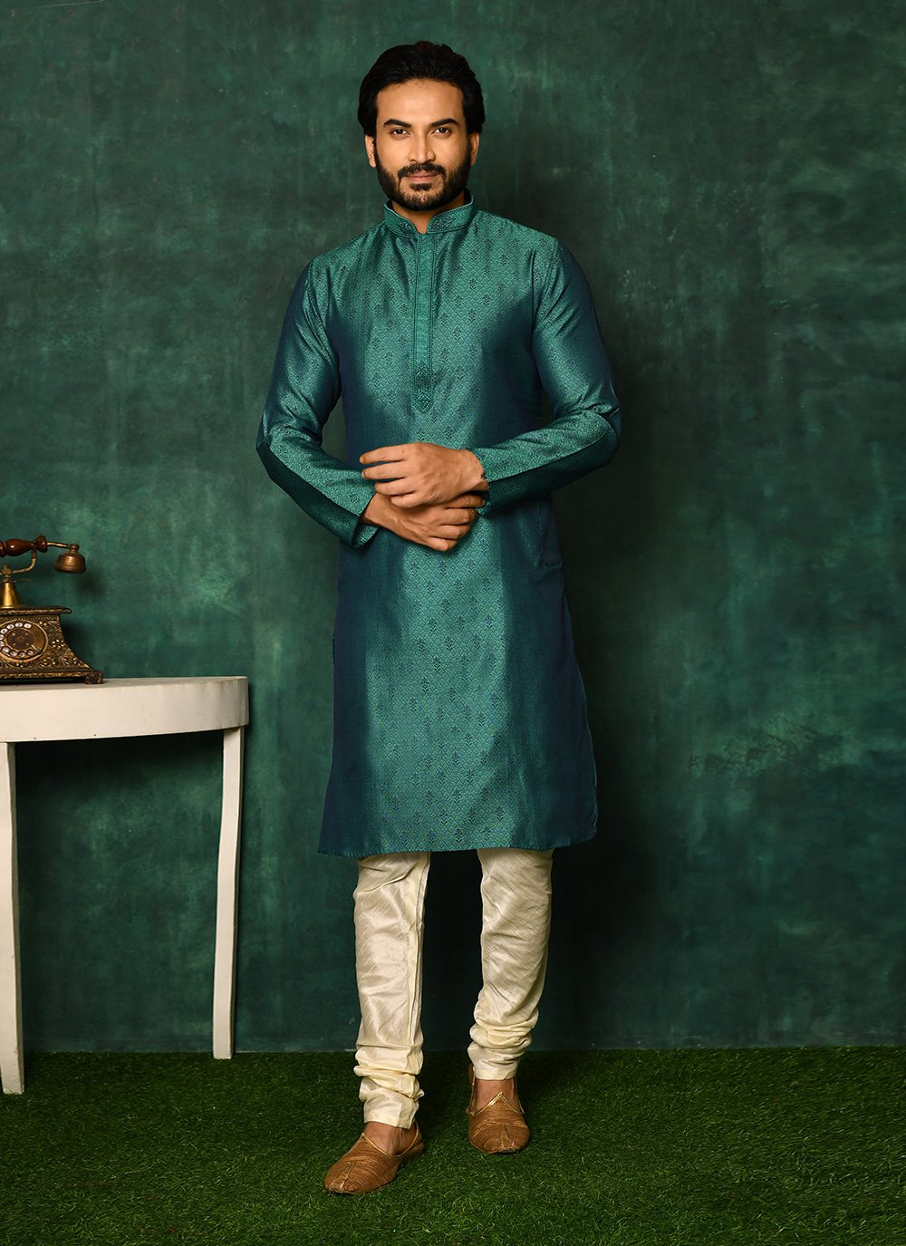 Kurta Pyjama Art Silk Green Woven Mens