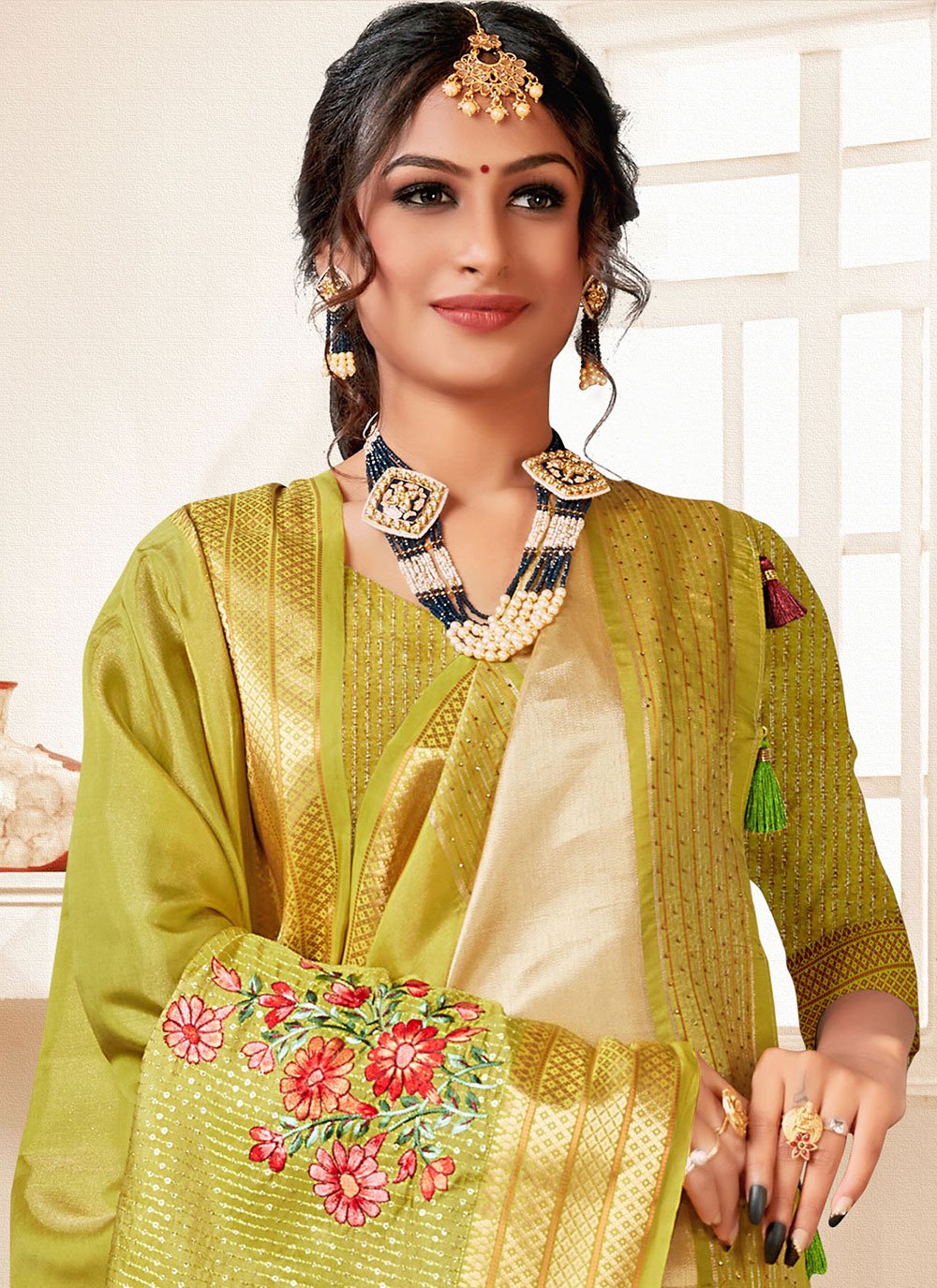 Contemporary Art Silk Green Embroidered Saree