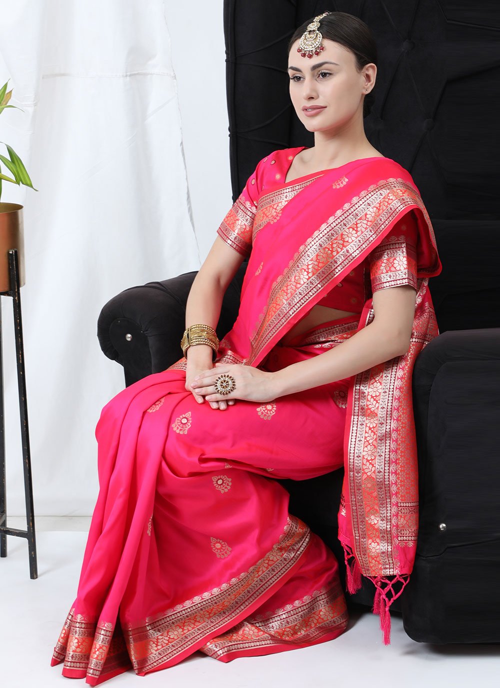 Designer Banarasi Silk Pink Weaving Saree