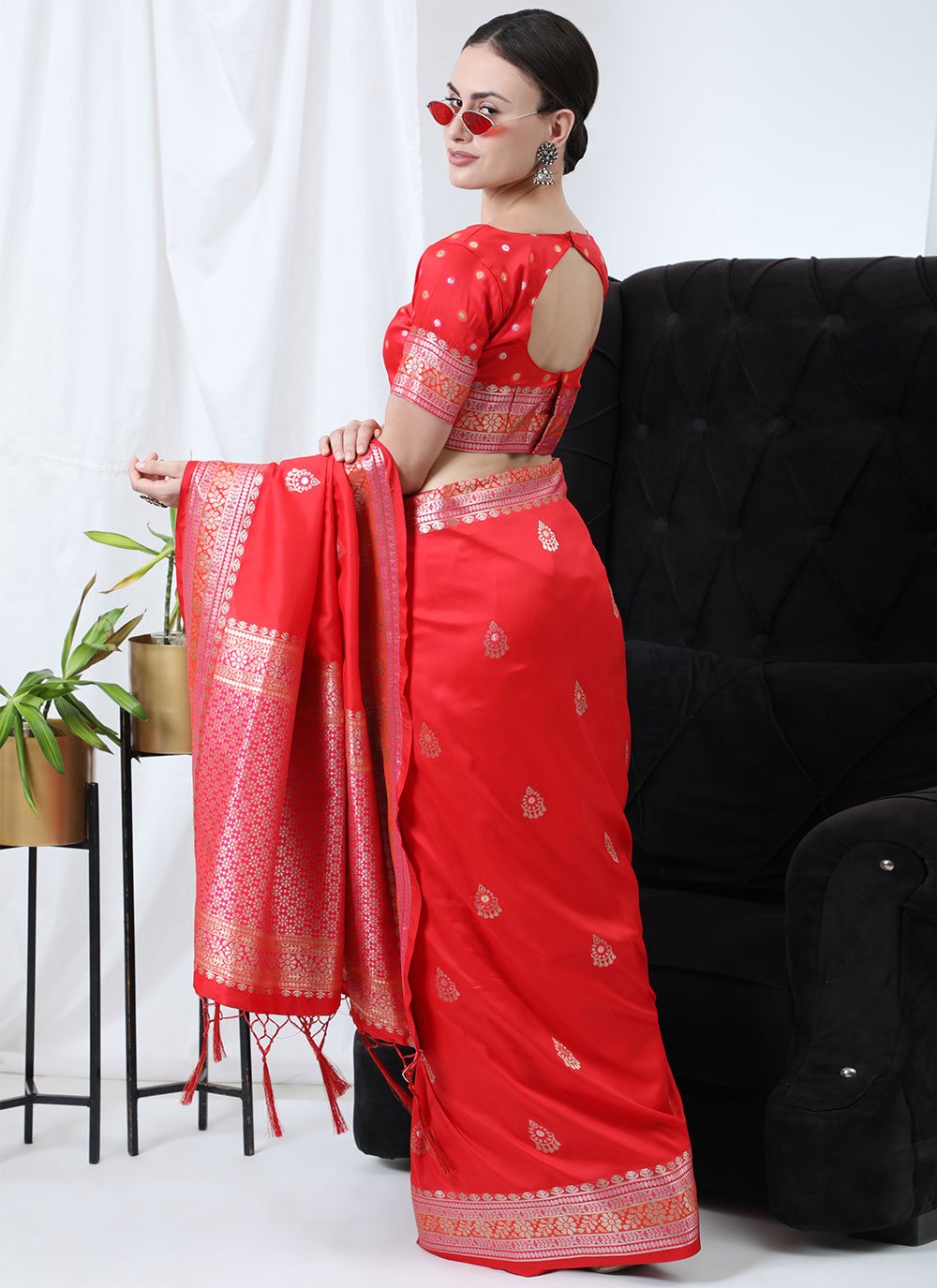 Trendy Saree Banarasi Silk Red Weaving Saree