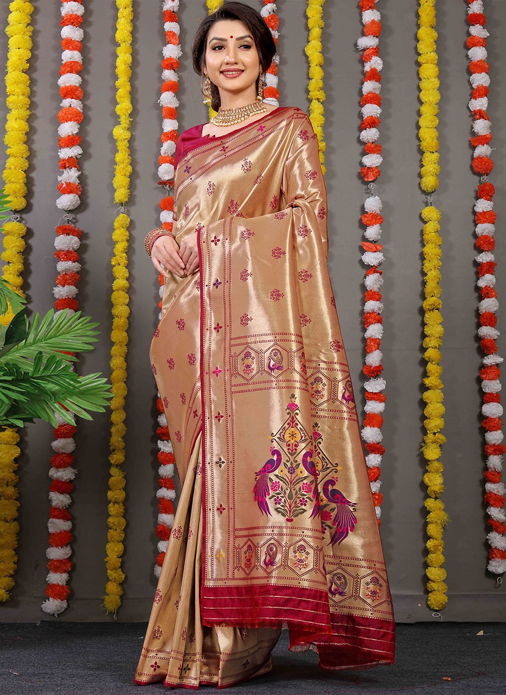 Trendy Saree Banarasi Silk Red Weaving Saree