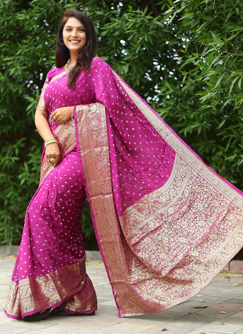 Trendy Saree Pure Silk Rani Bandhej Saree