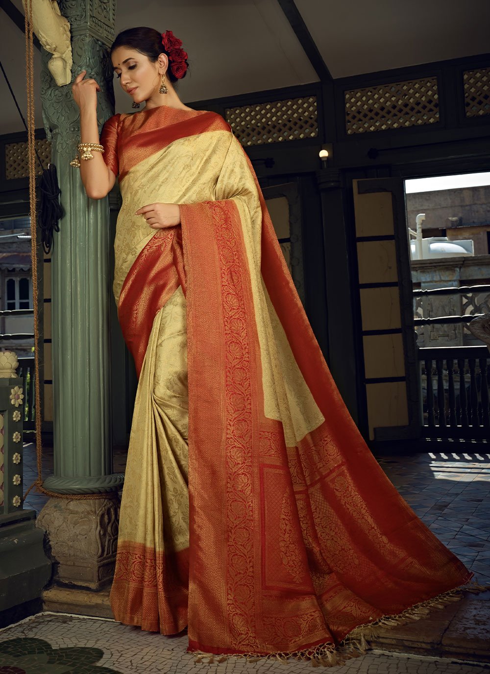 Contemporary Kanjivaram Silk Beige Weaving Saree