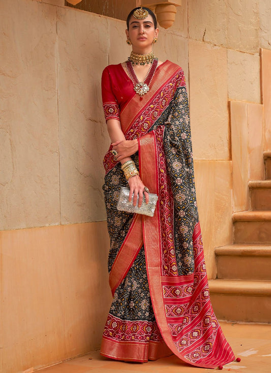 Trendy Saree Patola Silk Black Red Weaving Saree