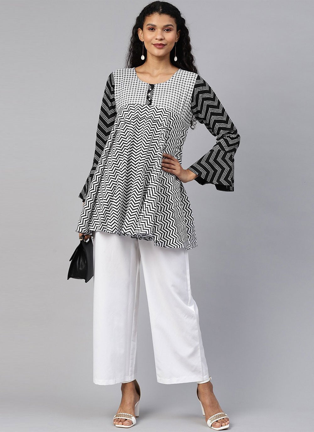 Casual Kurti Faux Crepe Black White Print Kurtis