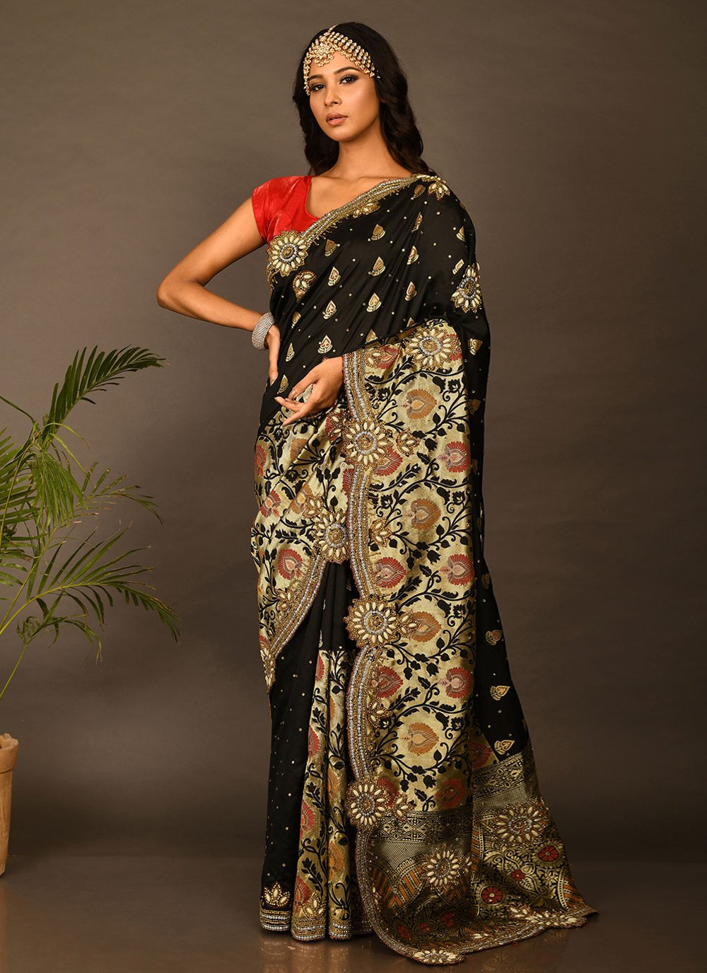 Silk Saree Kanchipuram Silk Black Embroidered Saree